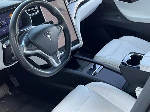 2016 Tesla Model X 75D