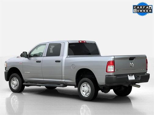 2020 RAM 2500 Tradesman Crew Cab 4X4 6'4' Box