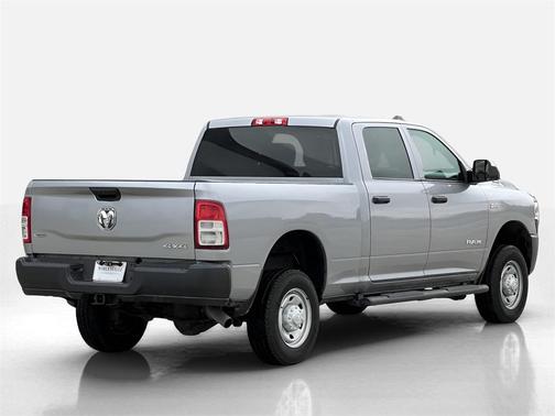 2020 RAM 2500 Tradesman Crew Cab 4X4 6'4' Box