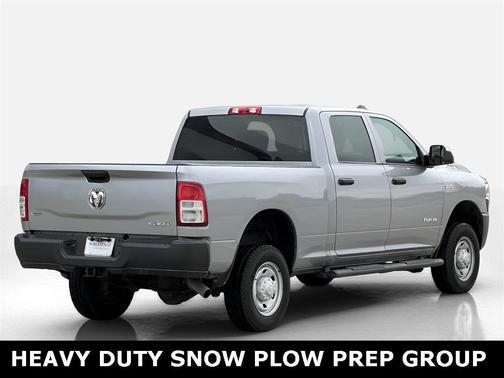 2020 RAM 2500 Tradesman Crew Cab 4X4 6'4' Box