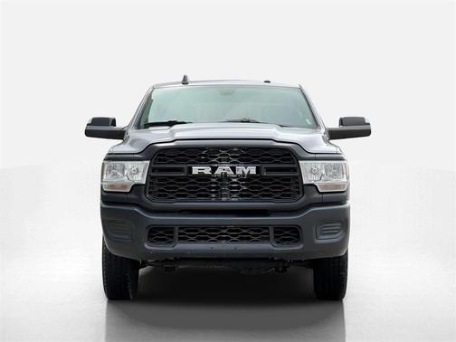 2020 RAM 2500 Tradesman Crew Cab 4X4 6'4' Box