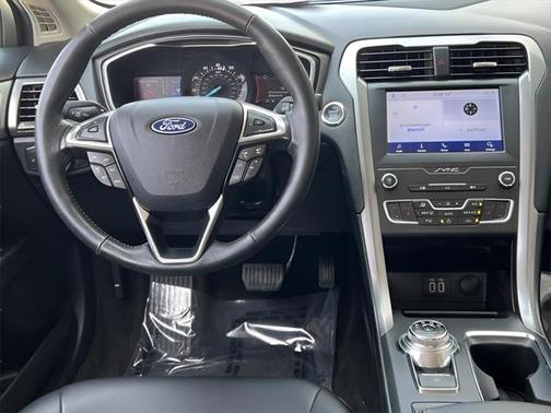2020 Ford Fusion SEL