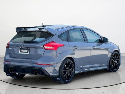 Stealth Gray 2017 Ford Focus RS Base