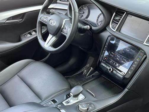 2019 INFINITI QX50 Luxe