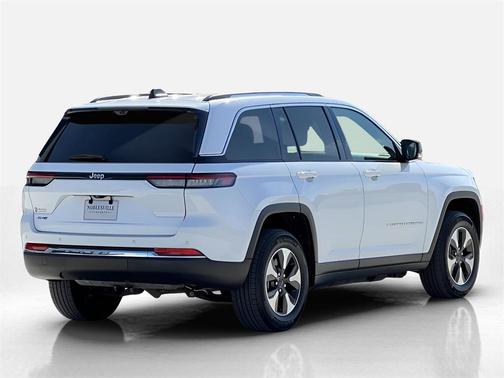 2022 Jeep Grand Cherokee 4xe Base