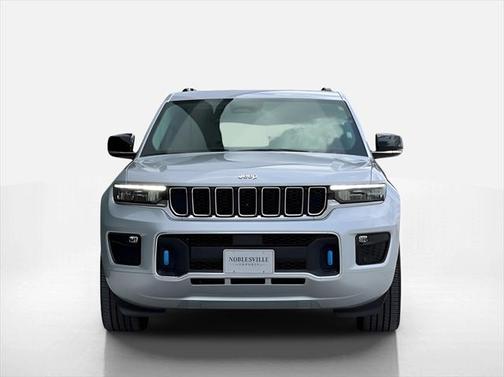 2022 Jeep Grand Cherokee 4xe Overland