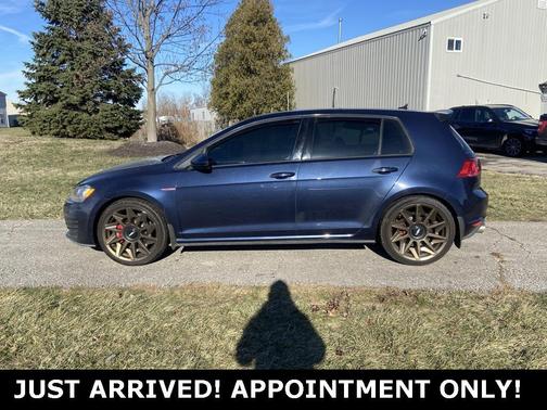 2016 Volkswagen Golf GTI 2.0T Autobahn w/Performance Package 4-Door