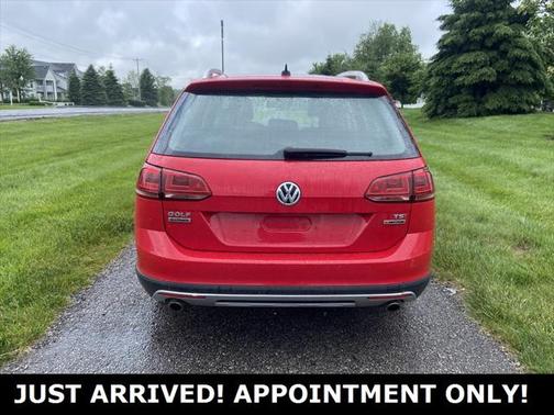 2017 Volkswagen Golf Alltrack TSI SE