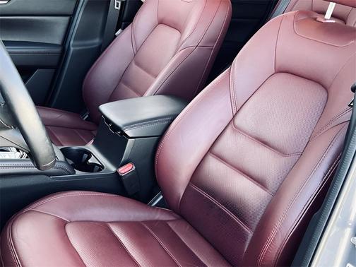 2021 Mazda CX-5 Carbon Edition