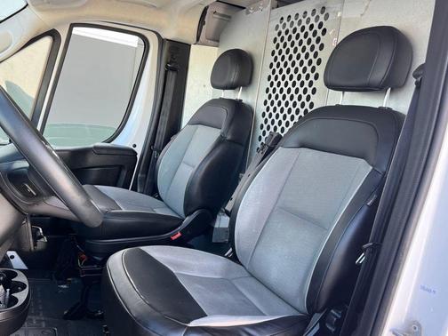 Bright White Clearcoat 2023 RAM ProMaster 2500 High Roof