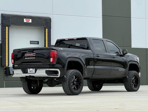 Onyx Black 2021 GMC Sierra 1500 Base