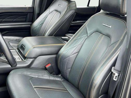 2022 Ford Expedition Max Platinum