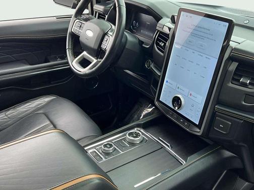 2022 Ford Expedition Max Platinum