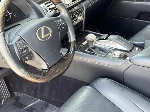2017 Lexus LS 460 Base