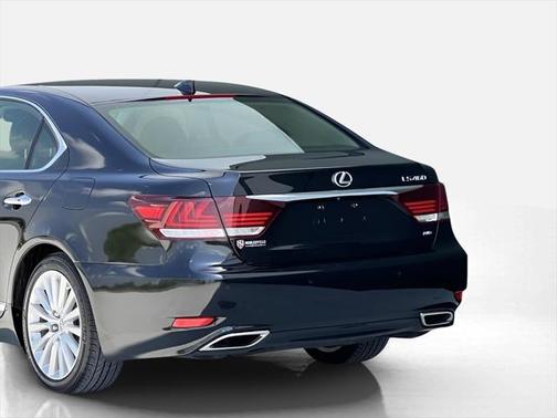 2017 Lexus LS 460 Base