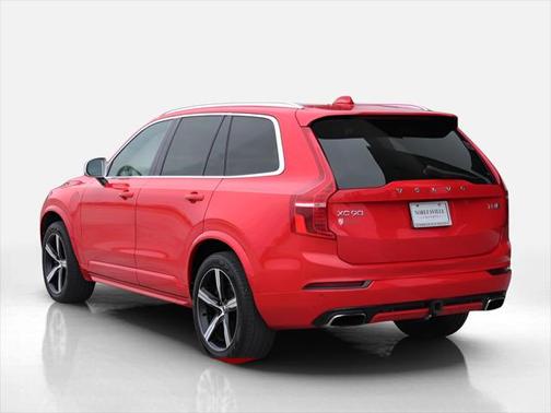 2018 Volvo XC90 Hybrid T8 R-Design