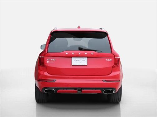 2018 Volvo XC90 Hybrid T8 R-Design