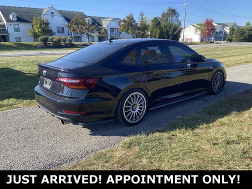 2019 Volkswagen Jetta GLI 2.0T S