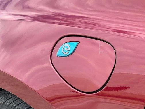 Velvet Red Pearlcoat 2018 Chrysler Pacifica Hybrid Limited