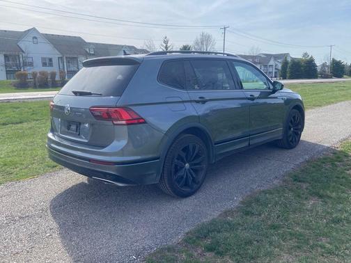 2020 Volkswagen Tiguan 2.0T SE R-Line Black