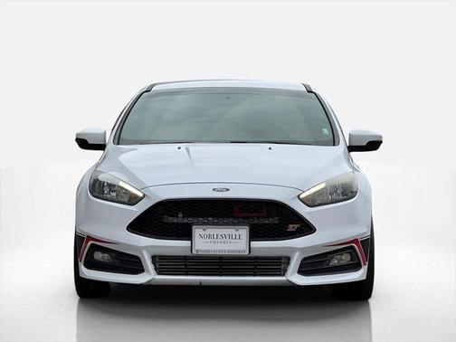 2017 Ford Focus ST