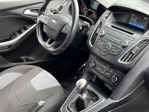 2017 Ford Focus ST