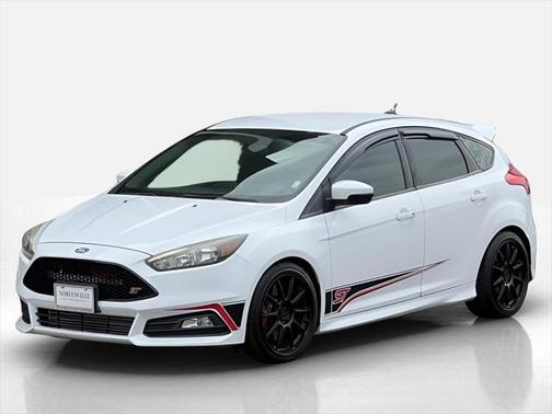 2017 Ford Focus ST