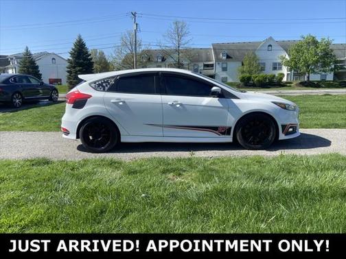 2017 Ford Focus ST