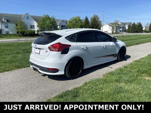 2017 Ford Focus ST