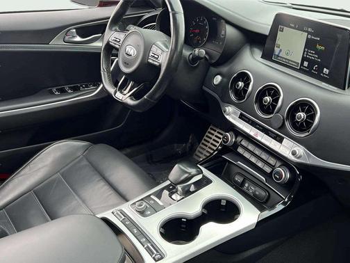 2018 Kia Stinger GT2