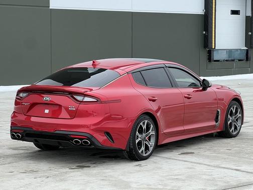 2018 Kia Stinger GT2