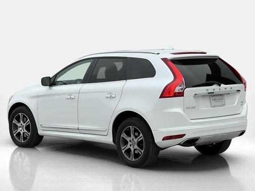 2015 Volvo XC60 T6 Premier Plus