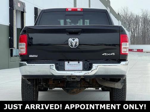 2021 RAM 2500 Tradesman Crew Cab 4x4 6'4' Box