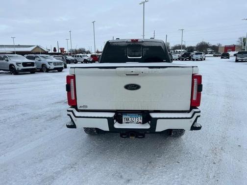 2024 Ford F-350 Lariat Super Duty