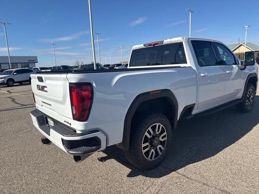 2022 GMC Sierra 2500 AT4
