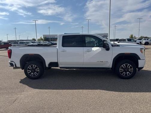 2022 GMC Sierra 2500 AT4