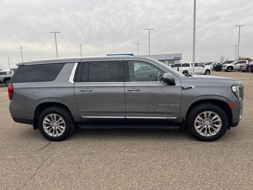 2021 GMC Yukon XL SLT