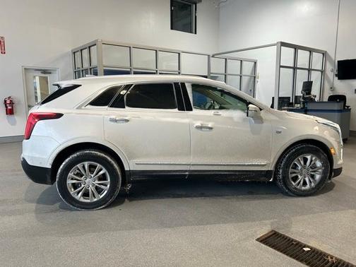 2022 Cadillac XT5 Premium Luxury