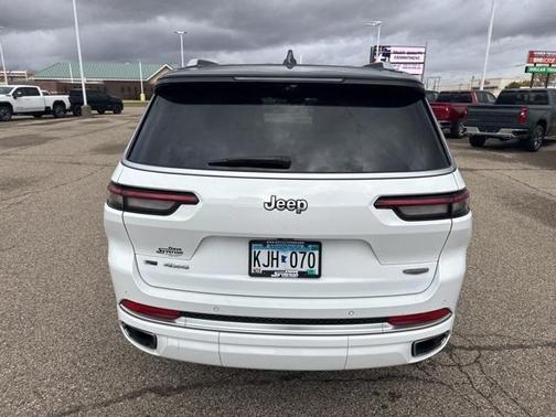 2023 Jeep Grand Cherokee L Summit