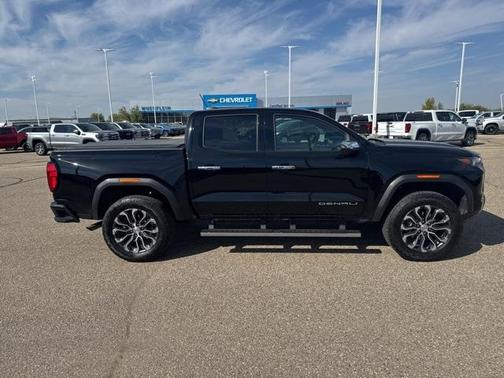 2024 GMC Canyon Denali