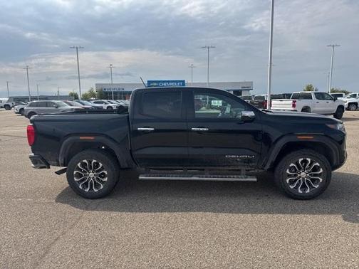 2024 GMC Canyon Denali