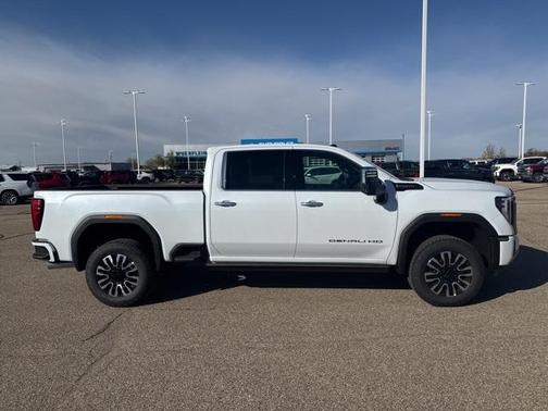 2026 GMC Sierra 3500 Denali Ultimate