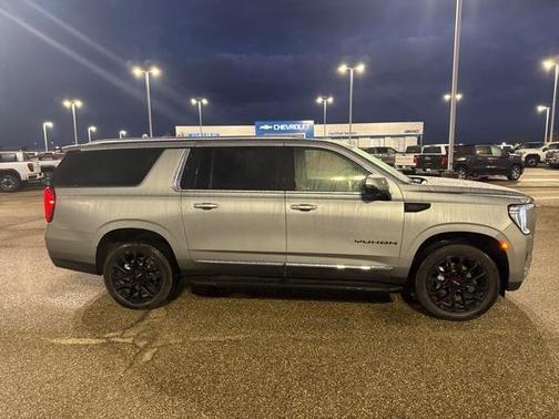 2024 GMC Yukon XL SLT
