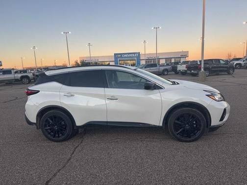 2023 Nissan Murano SV