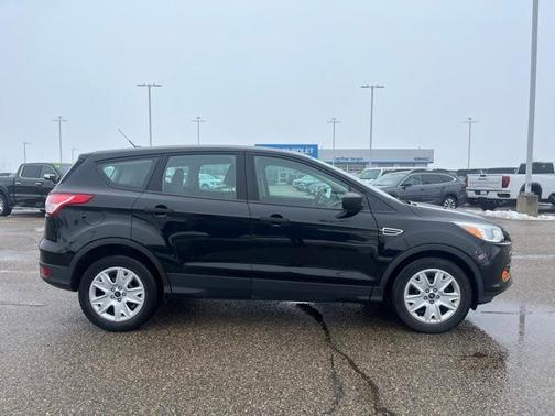 2016 Ford Escape S