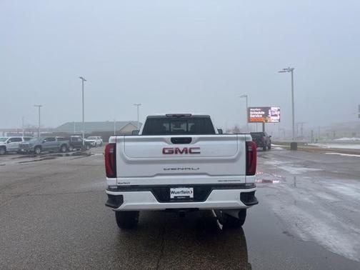 2024 GMC Sierra 3500 Denali