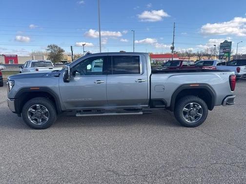 2026 GMC Sierra 3500 SLT
