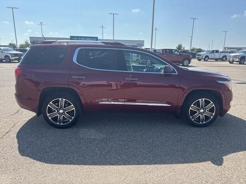 2018 GMC Acadia Denali