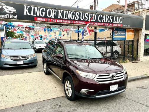 2011 Toyota Highlander SE