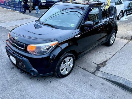 2016 Kia Soul Base